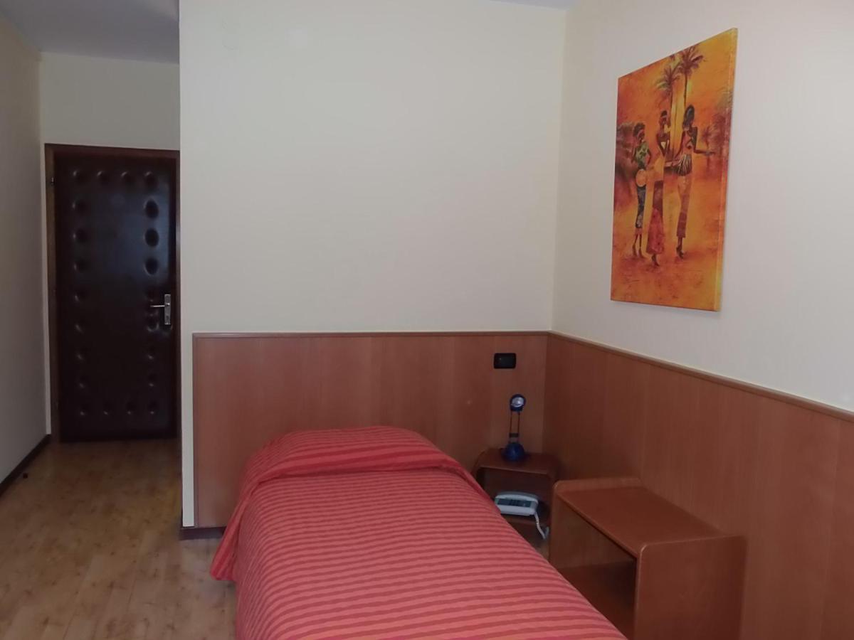 Hotel Vezzano Zimmer foto